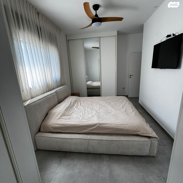 בית פרטי/ קוטג', הבוטנים 22, מרכז פרדס חנה, פרדס חנה כרכור