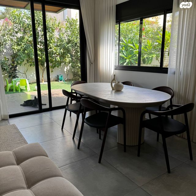 בית פרטי/ קוטג', הבוטנים 22, מרכז פרדס חנה, פרדס חנה כרכור