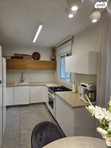 דופלקס, הרב כלפון משה הכהן 13, חומת שמואל, הר חומה, ירושלים