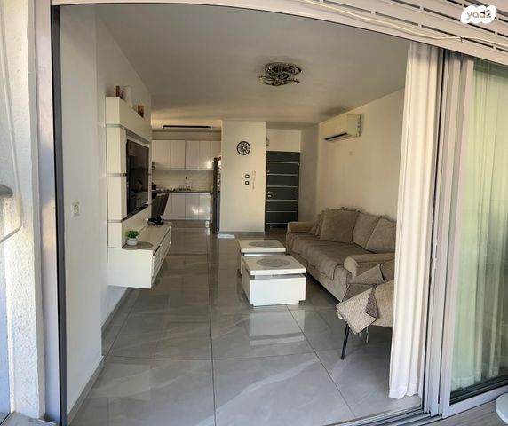 דירה, הרב מיימון 16, דרום מזרח, בת ים