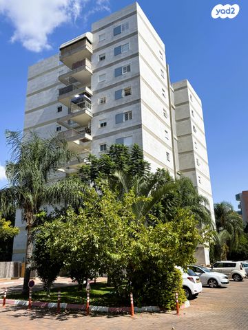 דירה, חטיבת הנח"ל 15, הפארק - צפון ותיק, חדרה