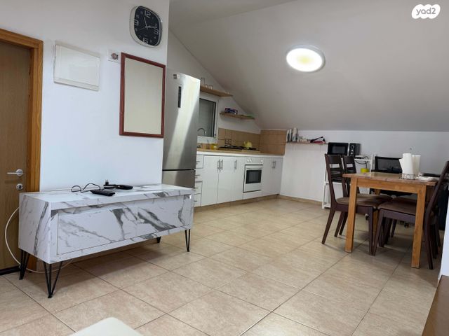 יחידת דיור, יוסף טרומפלדור 24, שיכון ב', קרית שמונה