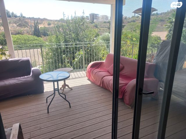 סאבלט, קרית ענבים