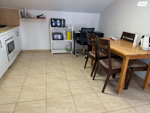 יחידת דיור, יוסף טרומפלדור 24, שיכון ב', קרית שמונה