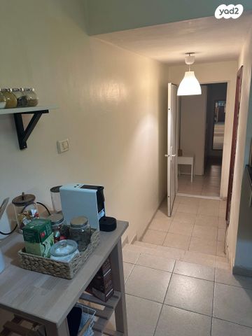 מרתף/ פרטר, כליל החורש 1, הנוטר, אבן יהודה