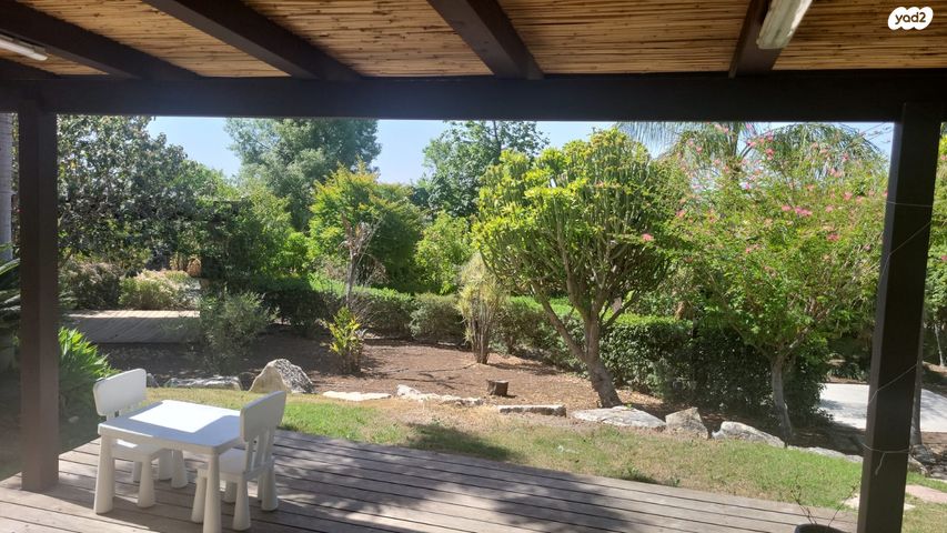 בית פרטי/ קוטג', חרוב 1, שאר העיר, כפר תבור