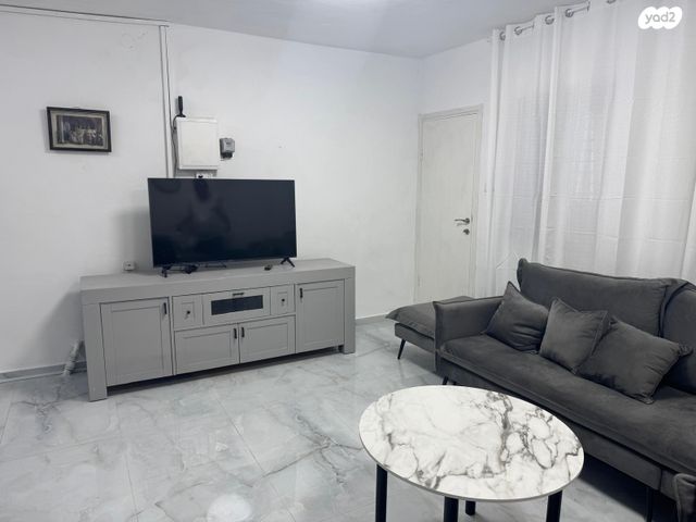 יחידת דיור, השבטים 2, גבעת ציון וגבעת הפרחים, אשקלון