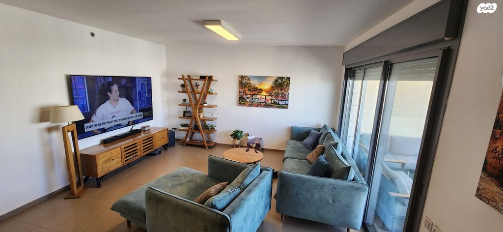 ניסים אלוני 14