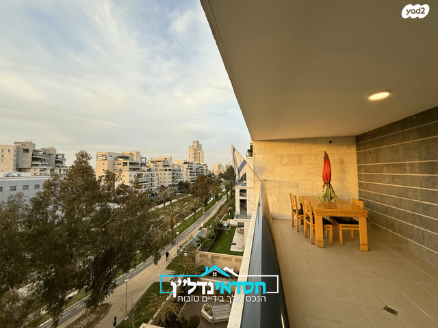 דירה, הנמל, נאות רבין, יבנה