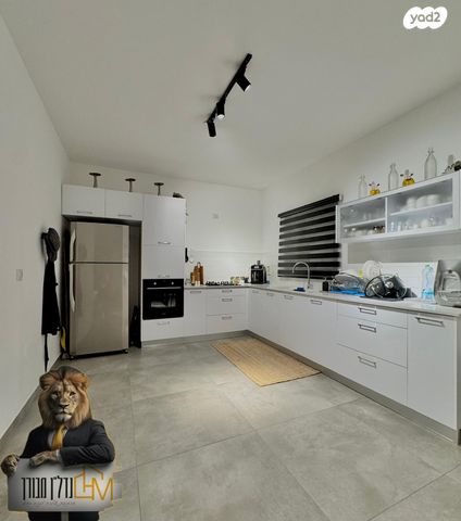 דירה, אריאל שרון 1, נווה שרון / שער העיר, נתיבות