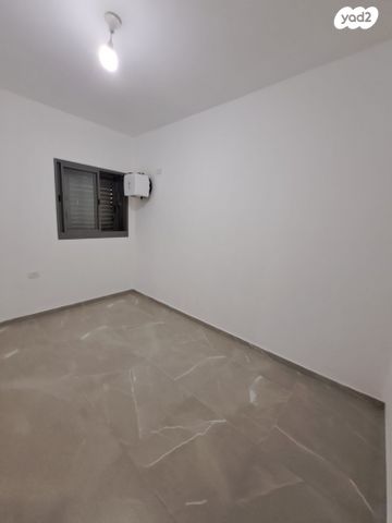 דירת גן, פרומקין 6, צפון מערב מרכז העיר, נתניה