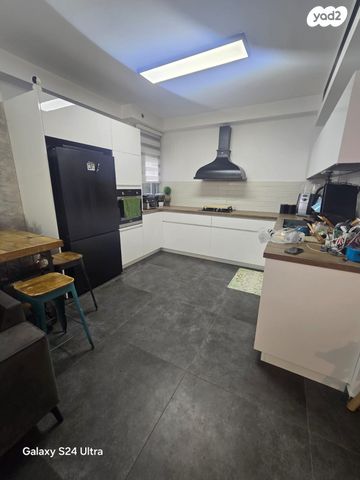 גג/ פנטהאוז, חולון