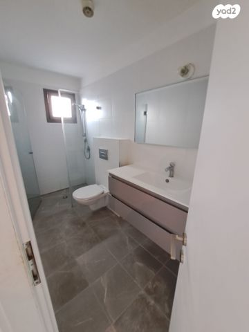 דירת גן, פרומקין 6, צפון מערב מרכז העיר, נתניה