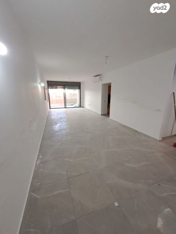 דירת גן, פרומקין 6, צפון מערב מרכז העיר, נתניה