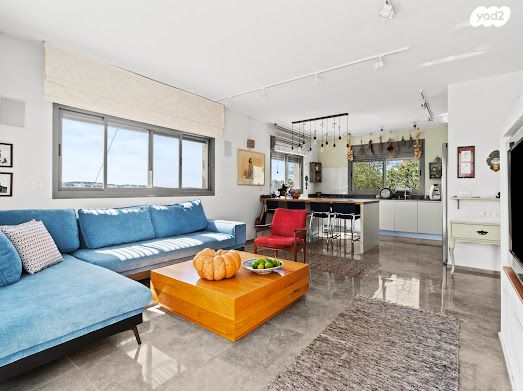 דירת גן, שני, מודיעין מכבים רעות