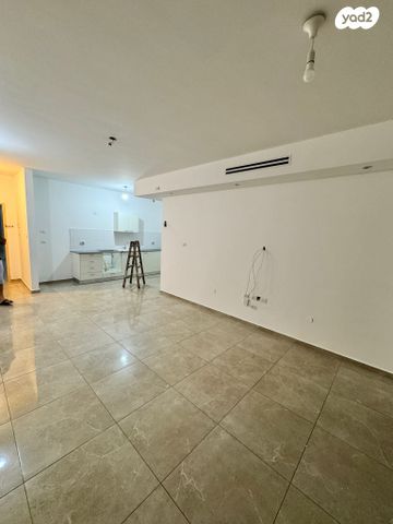 דירה, קטיף 44, נתיבות מערב, נתיבות