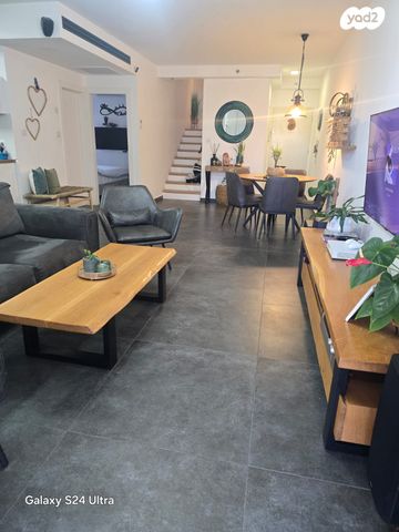 גג/ פנטהאוז, חולון