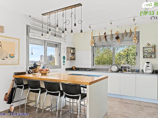 דירת גן, שני, מודיעין מכבים רעות