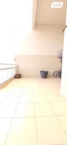 גג/ פנטהאוז, המרגנית 4, קרית אילון, חולון