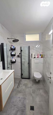 דירה, קדושי קהיר 30, נאות רחל, חולון