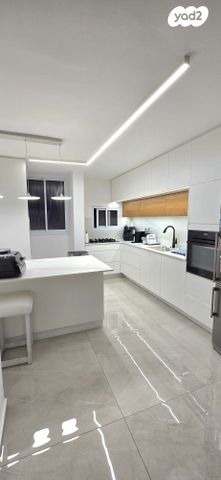 קדושי קהיר 30