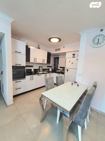 דירה, ישראל זנגוויל 45, נתניה