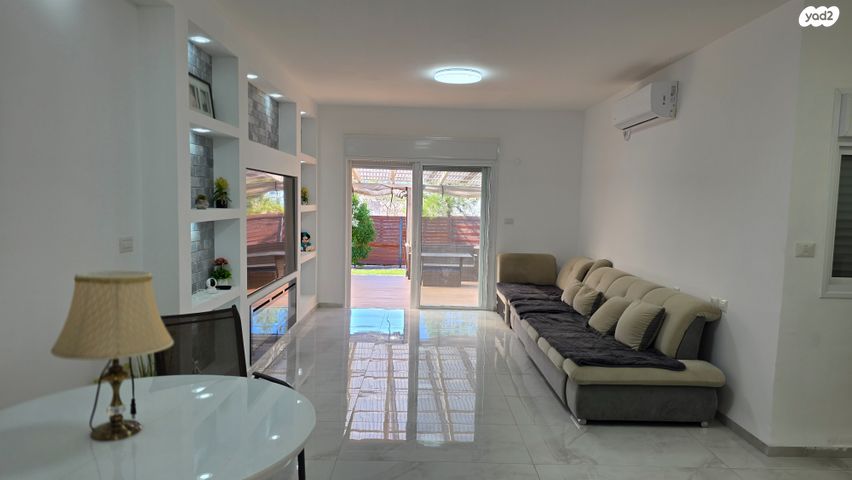 בית פרטי/ קוטג', האלון, גבעת ארזים, שלומי