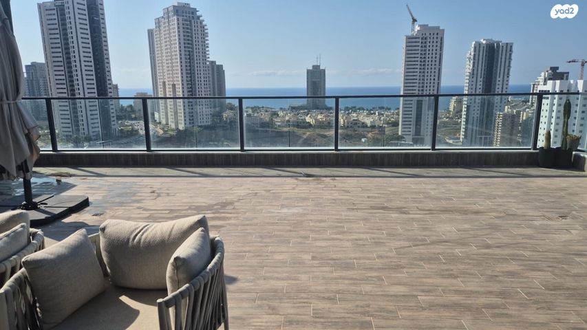 גג/ פנטהאוז, נתניה