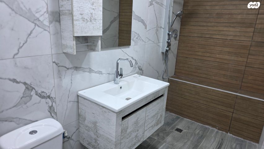 בית פרטי/ קוטג', האלון, גבעת ארזים, שלומי