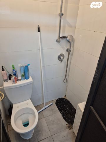 דירת גן, ירושלים, בת ים