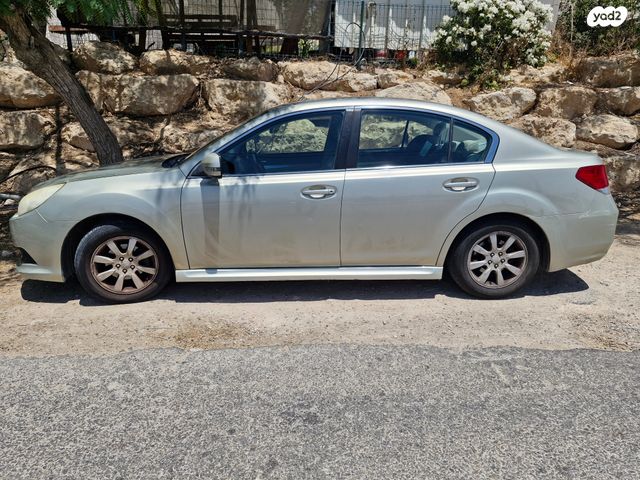 מודעת רכב סובארו B4/לגאסי