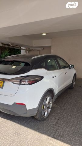 מודעת רכב ג׳ילי Geometry C