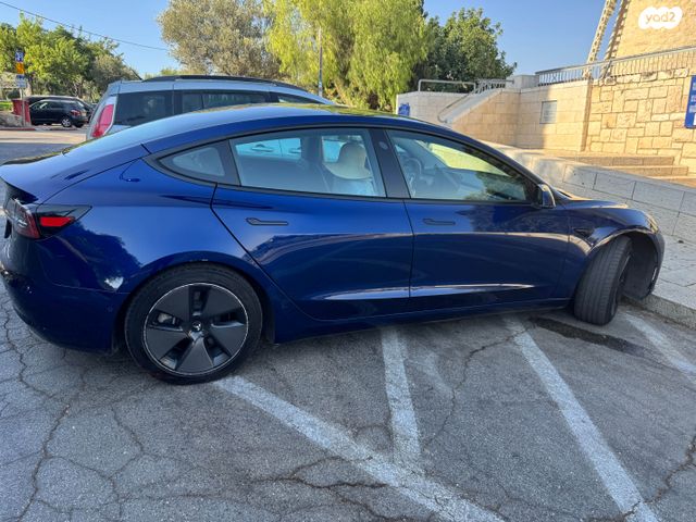 טסלה מודל 3