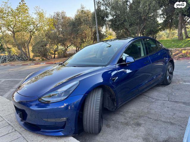 טסלה מודל 3