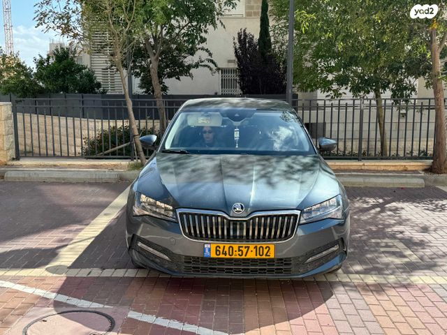 מודעת רכב סקודה סופרב