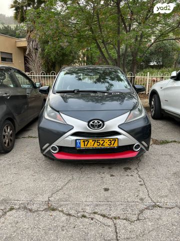 טויוטה אייגו