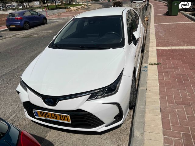 מודעת רכב טויוטה קורולה