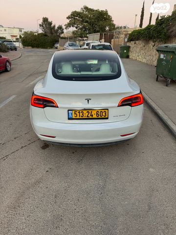 טסלה מודל 3