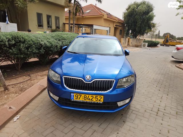 סקודה אוקטביה