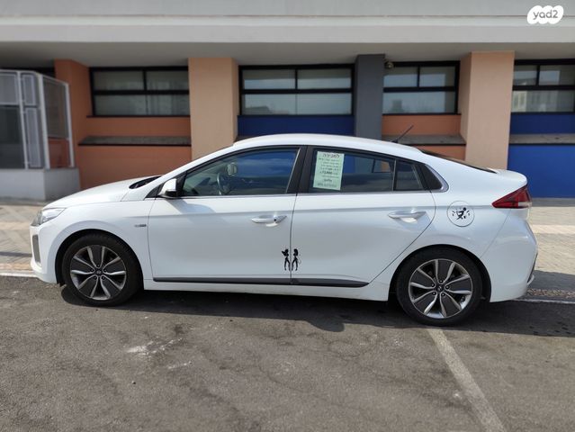 מודעת רכב יונדאי איוניק