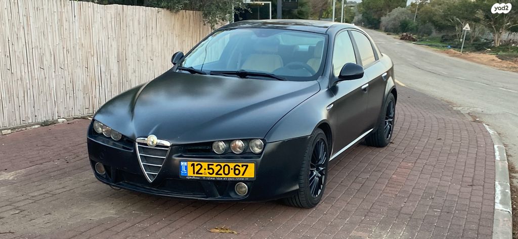 אלפא רומיאו 159