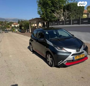 מודעת רכב טויוטה אייגו