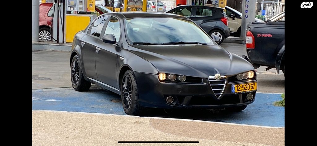 אלפא רומיאו 159