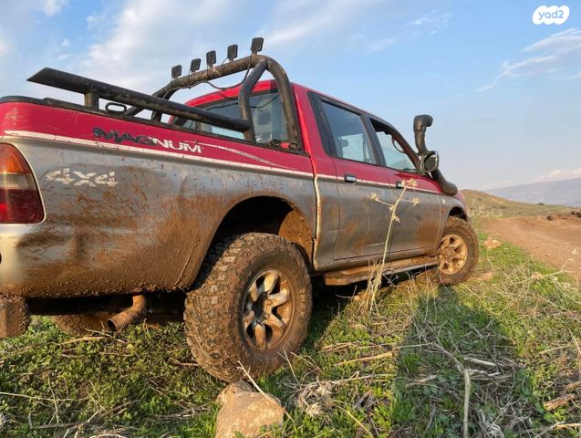 מיצובישי טרייטון / L200