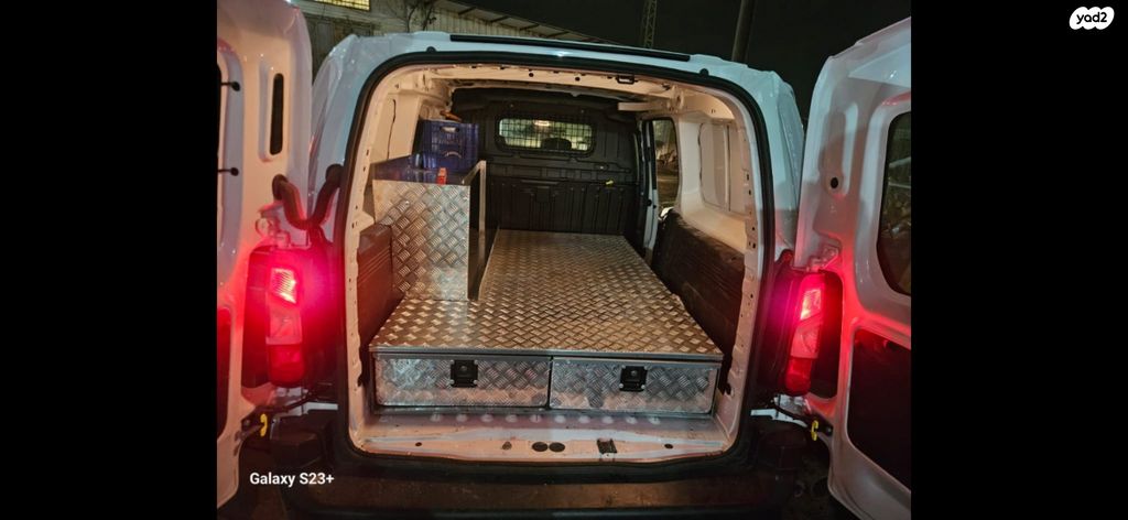 ברלינגו  Maxi אוט׳ דיזל וואן גדול 3 מק 3 דל 1.5 (130 כ״ס)