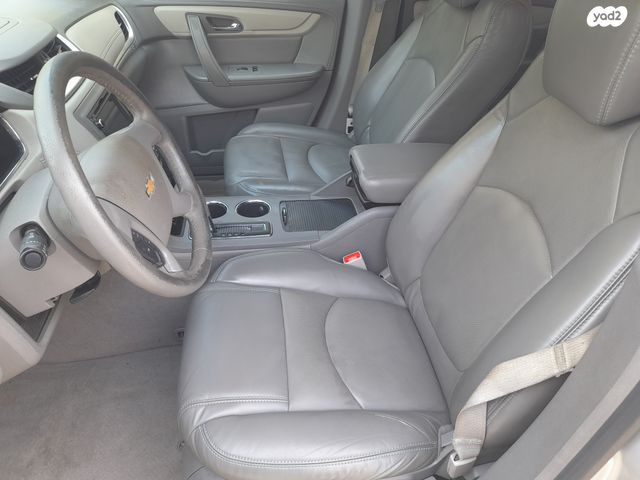 שברולט טראוורס