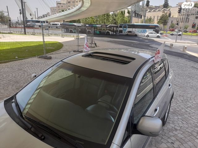 סובארו טריבקה