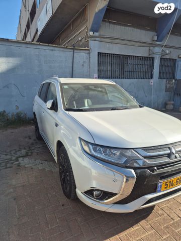 מיצובישי אאוטלנדר