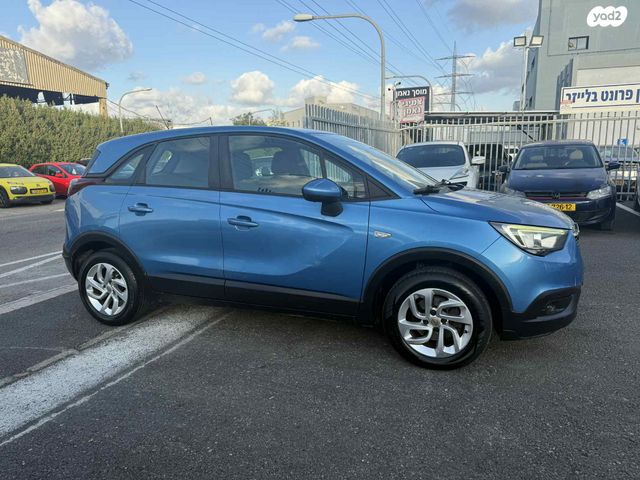 אופל קרוסלנד X