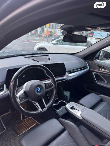 מודעת רכב ב מ וו IX1